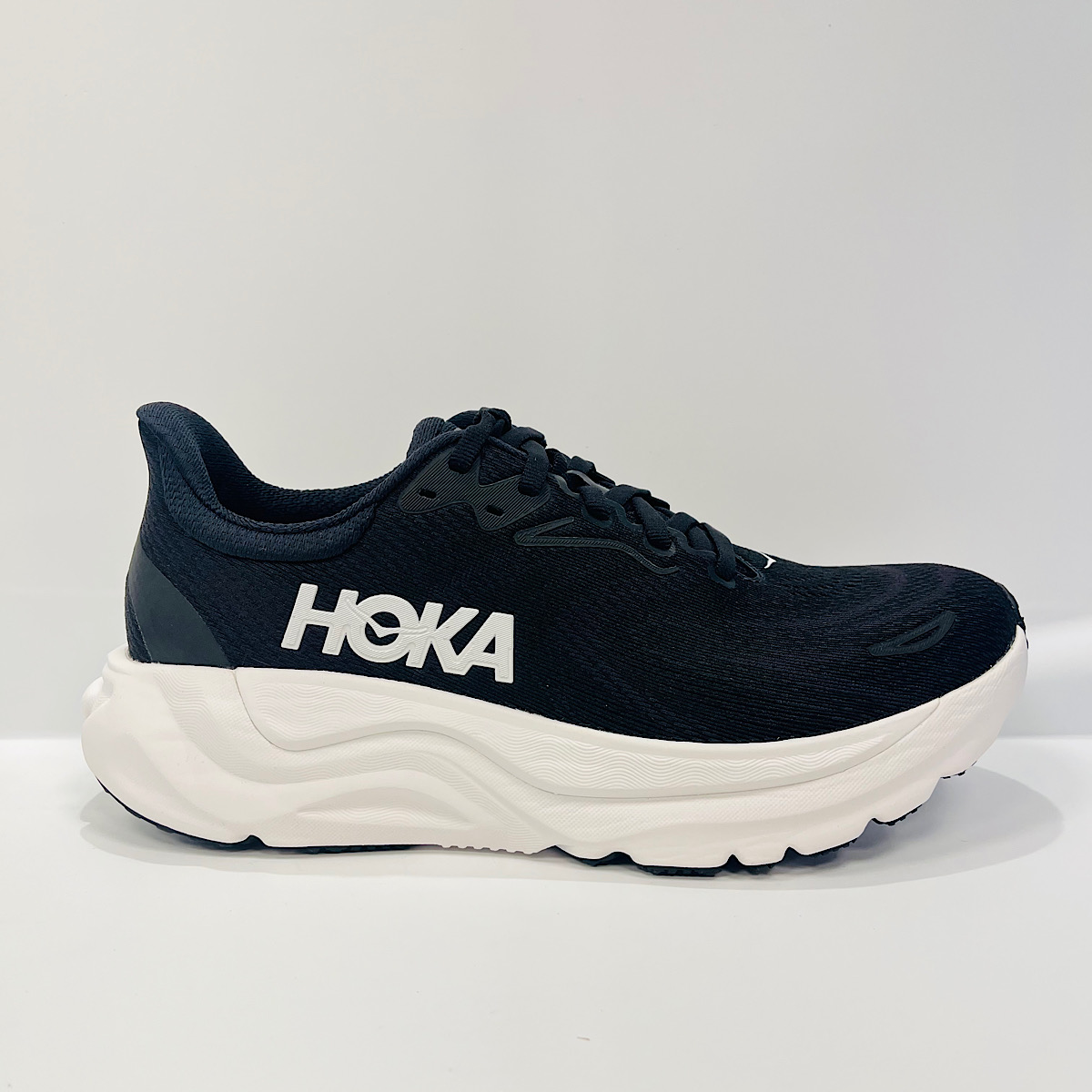 Hoka Arahi 8 W